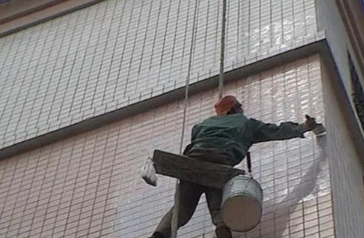 晋宁卫生间漏水维修公司分享下晋宁外墙防水的必要性。